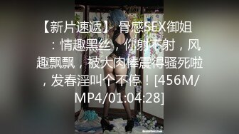 大屌叔叔回归之作 射了91认识的小骚逼一嘴