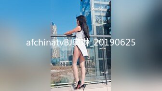 【OnlyFans】韵味美妇熟女 nanako_sexy 情趣自慰掰穴VIP订阅，把美妇的骚穴展现在你的眼前，两瓣阴唇和黑油发亮的阴毛 8