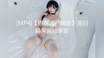 03年清纯女孩–欧尼熊 劲头真猛，开始就连番自慰、高潮喷水淫叫