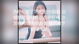 大学图书馆TP女同学裙低和嘘嘘