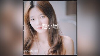 极品女神嫩妹！清纯可爱萝莉风露脸福利姬【小鹿酱】土豪定制第二季，蜡烛油封逼 露出 做爱 双管齐下高潮喷水 相当壮观 (9)