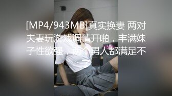 Al&mdash;妮姆拉&middot;凯拉 瑜伽教练硬操